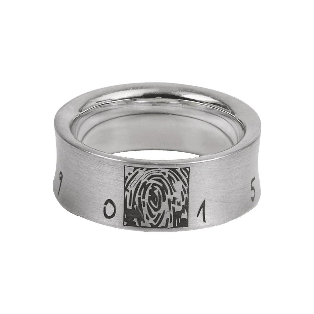 Ring by Ring, Ring mit graviertem Datum und Fingerabdruck